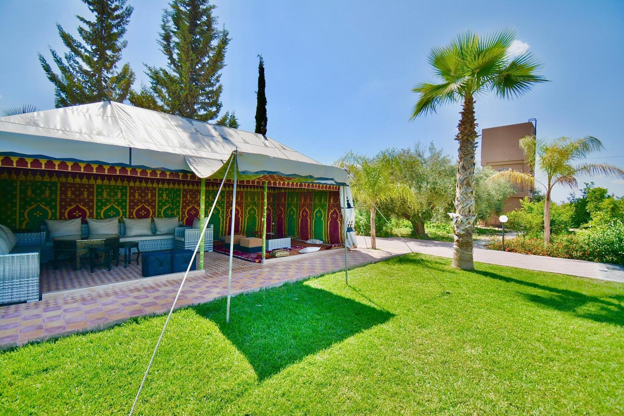 Ferme De Vacances Avec Une Grande Villa A Marrakech Marrakesh Buitenkant foto